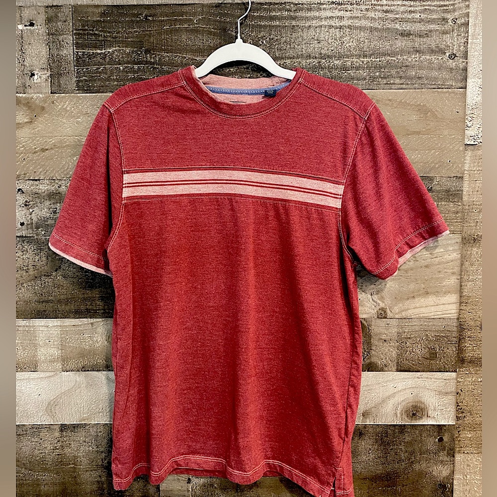 Vintage Red Men’s Arrow Tee